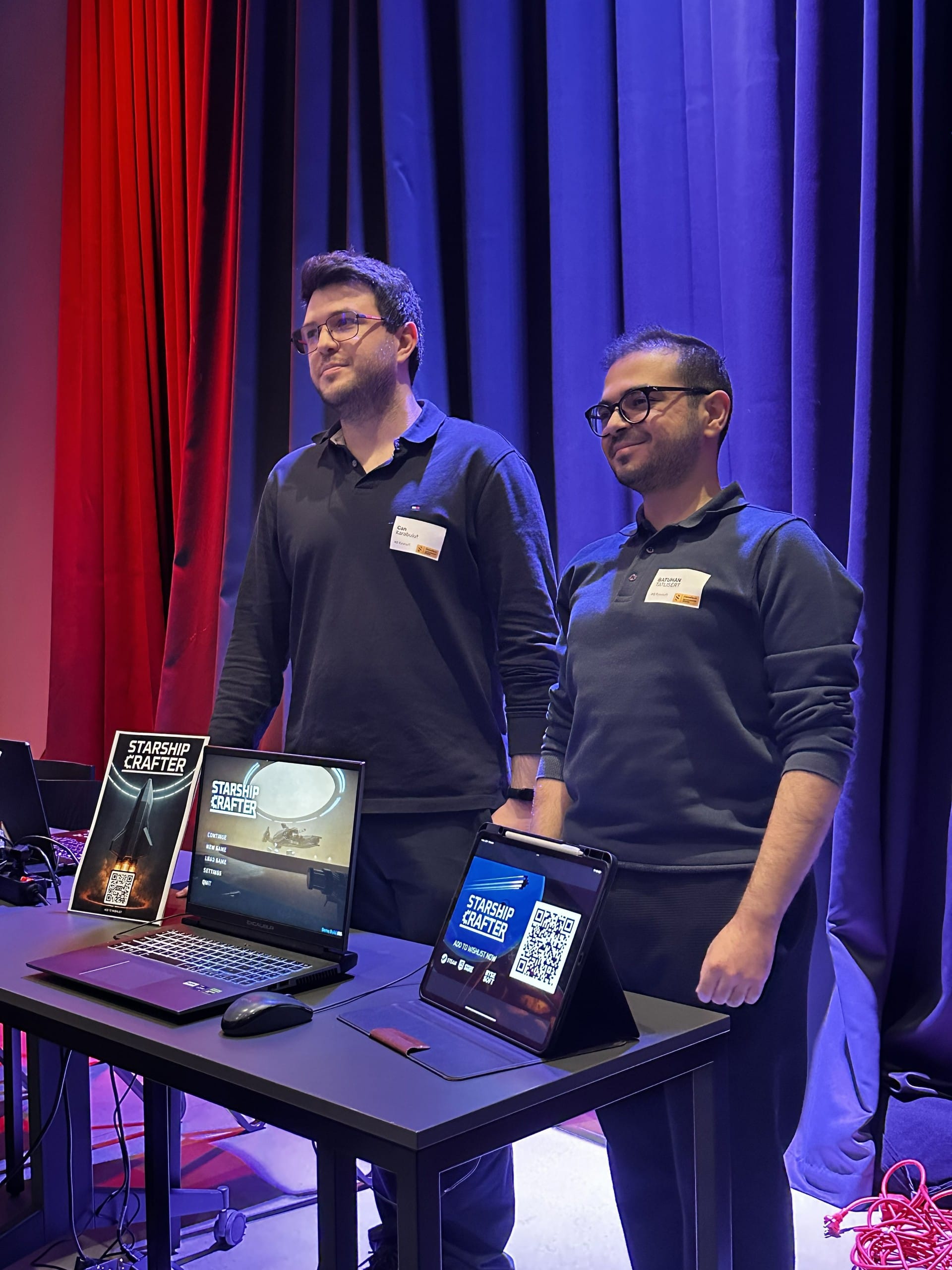 Rysesoft engineers presenting StarShip Crafter at their stand